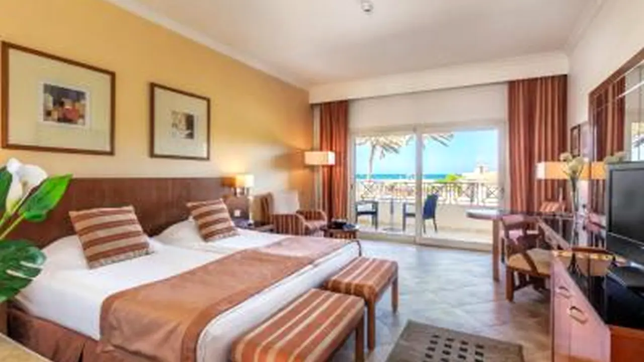 الفندق كليوباترا لوكشورى ريزورت - مكادي باي